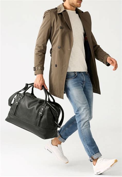 prada sac voyage|Sacs De Voyage Pour Homme .